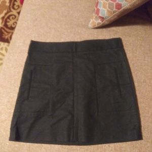 GAP Short Black Skirt